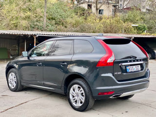 Volvo XC60 foto 5