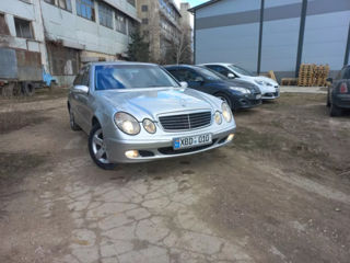 Mercedes E-Class foto 6