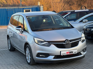 Opel Zafira foto 2