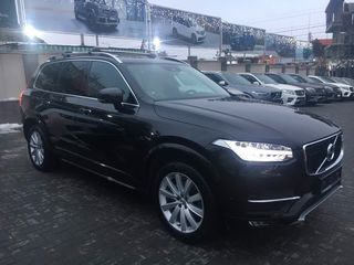 Volvo XC90 foto 1