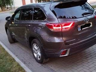 Toyota Highlander foto 4