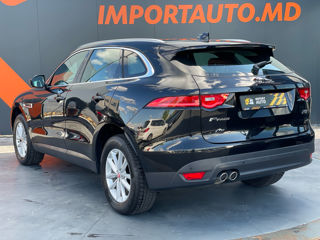 Jaguar F-PACE foto 8