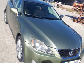 Lexus IS Series