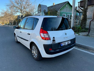 Renault Scenic foto 3