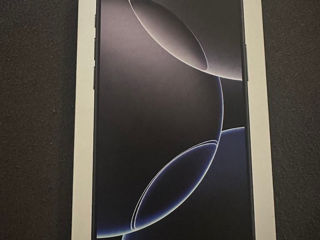 iPhone 16 Pro , Black Titanium, 128GB foto 2