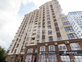 Apartament cu 2 camere, 77 m², Centru, Chișinău
