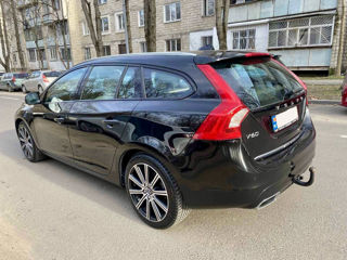 Volvo V60 foto 4