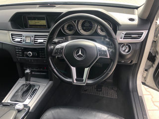 Mercedes E-Class foto 3