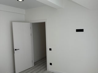 Apartament cu 1 cameră, 42 m², Centru, Ialoveni foto 4