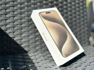 iPhone 15 Pro Max 256GB Natural Titanium foto 4