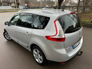 Renault Grand Scenic foto 8