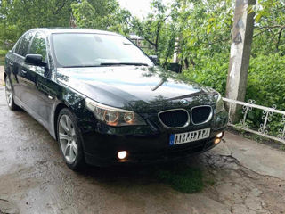 BMW 5 Series foto 4