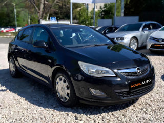 Opel Astra foto 2