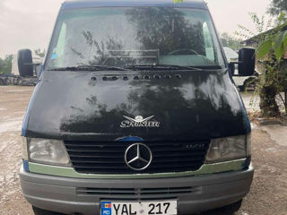 Mercedes Sprinter foto 2