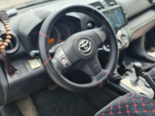 Toyota Rav 4 foto 4