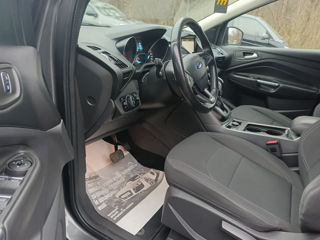 Ford Kuga foto 5