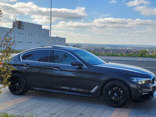 BMW 5 Series foto 4