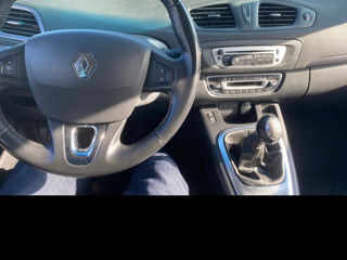 Renault Grand Scenic foto 4