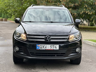 Volkswagen Tiguan foto 2