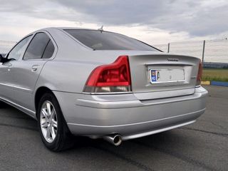 Volvo S60 foto 7