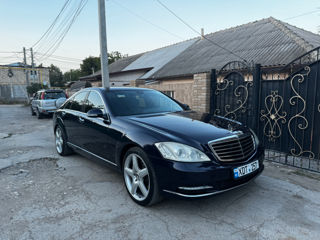 Mercedes S-Class