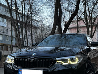 BMW 5 Series foto 4