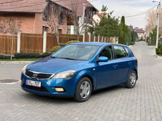 Авто прокат RentCar Chirie Auto Preturi Mici foto 5