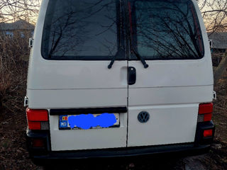 Volkswagen Transporter foto 3