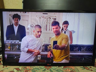 LED Televizor LG diagonala 32" (82cm) foto 8