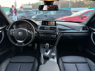 BMW 3 Series foto 8