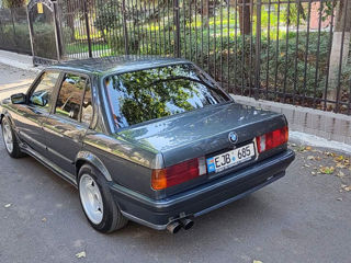 BMW 3 Series foto 6