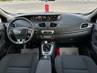 Renault Grand Scenic foto 10