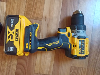 Dewalt DCD800  MAX ХR  бесщеточная аккумуляторная компактная дрель / шуруповерт   Продолжение леге