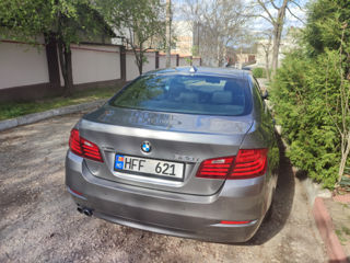 BMW 5 Series foto 6