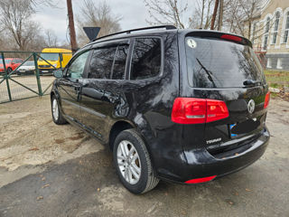 Volkswagen Touran foto 7