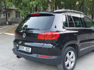 Volkswagen Tiguan foto 3