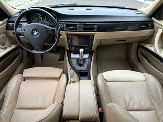 BMW 5 Series foto 7