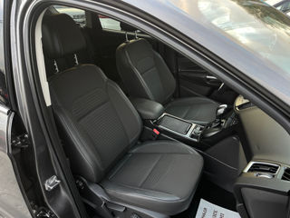 Ford Kuga foto 16