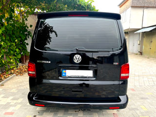 Volkswagen Multivan foto 3