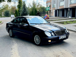 Mercedes E-Class foto 4