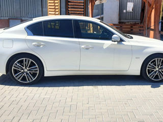 Infiniti Q50 foto 3