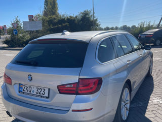 BMW 5 Series foto 3