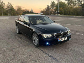 BMW 7 Series foto 2