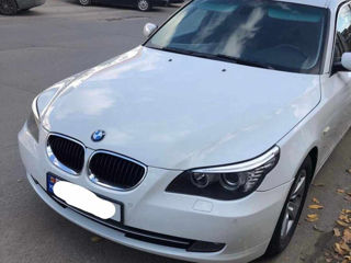 BMW 5 Series foto 2