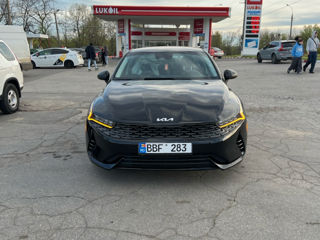 KIA K5 фото 9