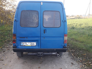 Ford Transit connect foto 3