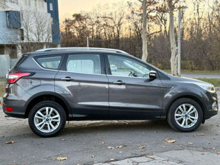 Ford Kuga foto 6