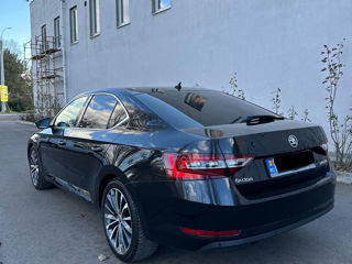 Skoda Superb foto 7