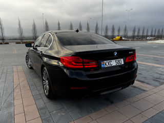 BMW 5 Series foto 3