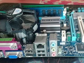 Продам GIGABYTE GA-G41M-ES2L + INTEL CORE QUAD Q8200 2,33GHZ + DDR2 6400 4GB foto 2